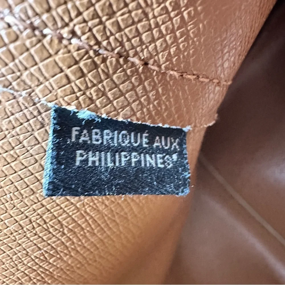 Coach Brown Classic Tote Bag - Picture 11 of 17